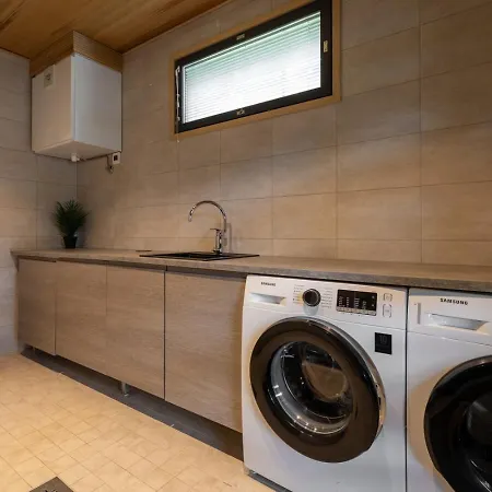 In Lapland - Snowlife B *